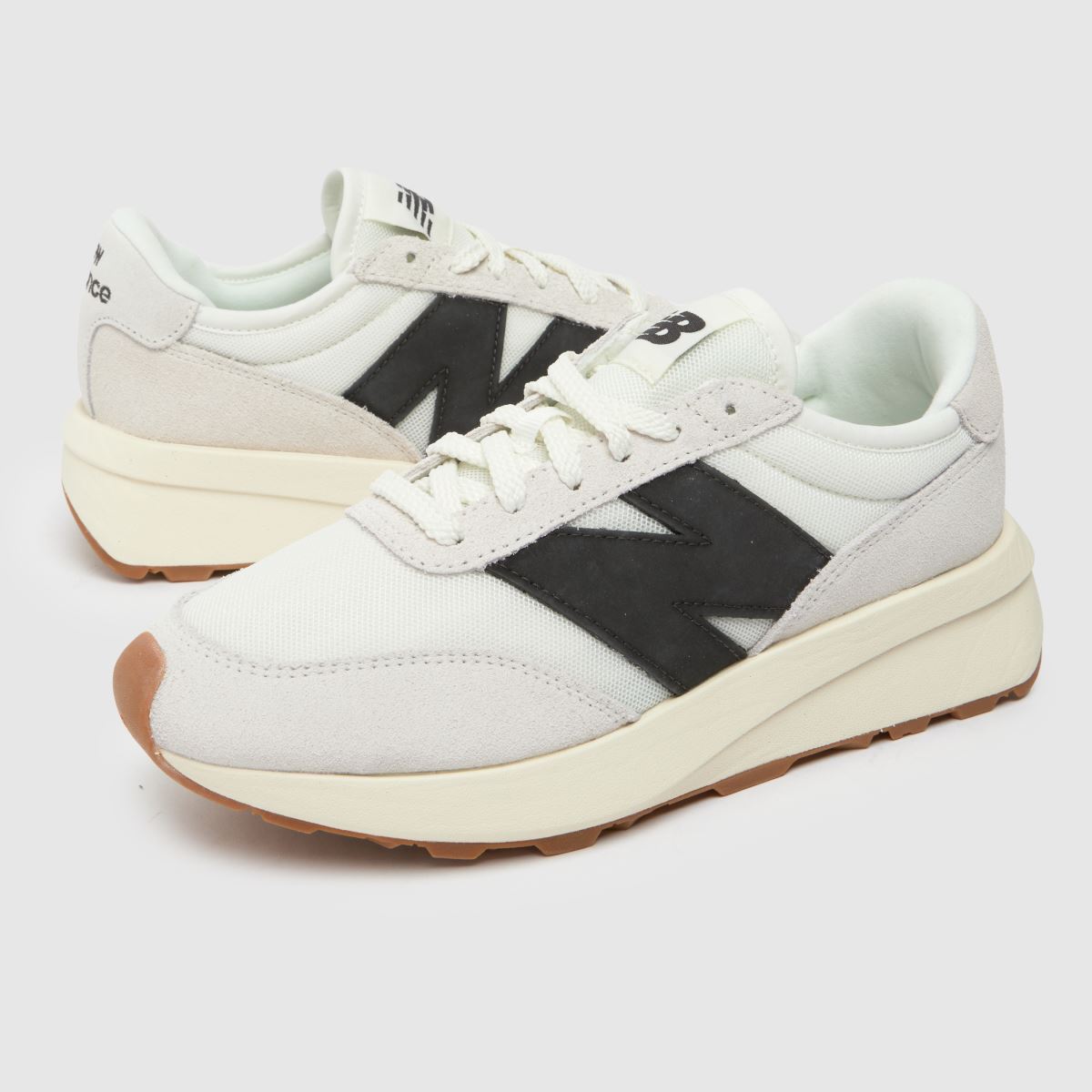 370 in White & Black
