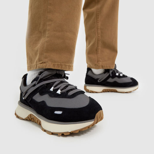 Retrofi Low in Black