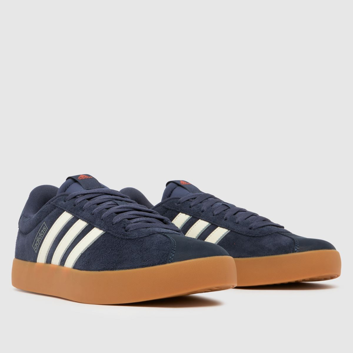 VL Court 3.0 in Navy