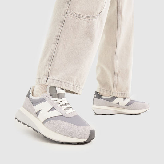 370 in Grey