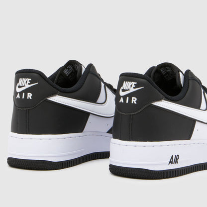 Air Force 1 in Black & White