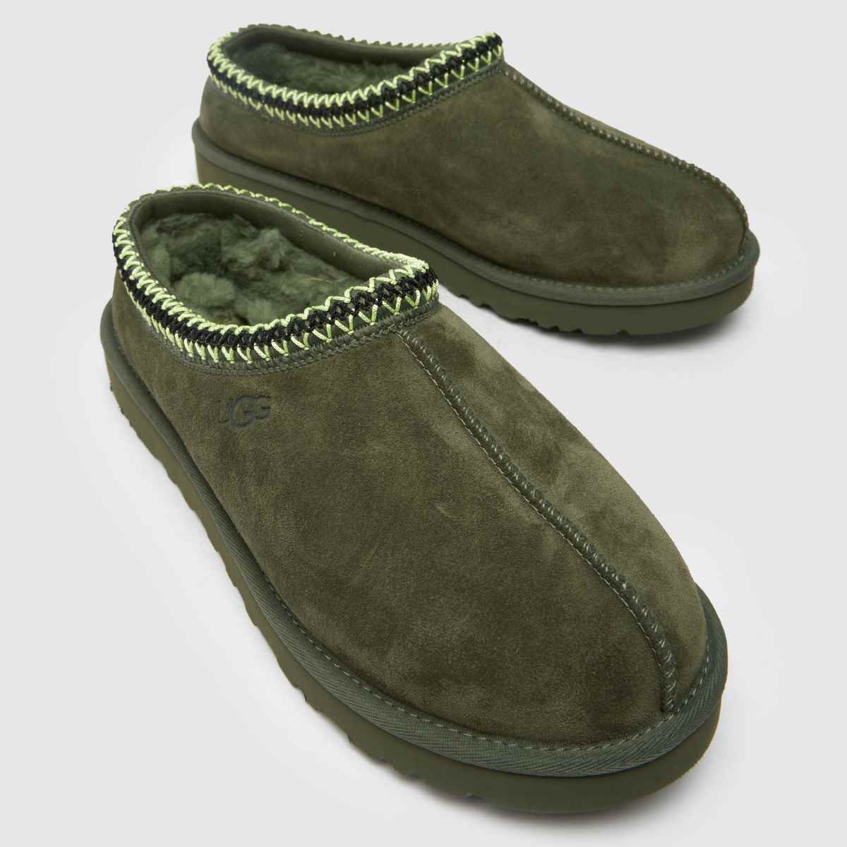 Tasman in Khaki