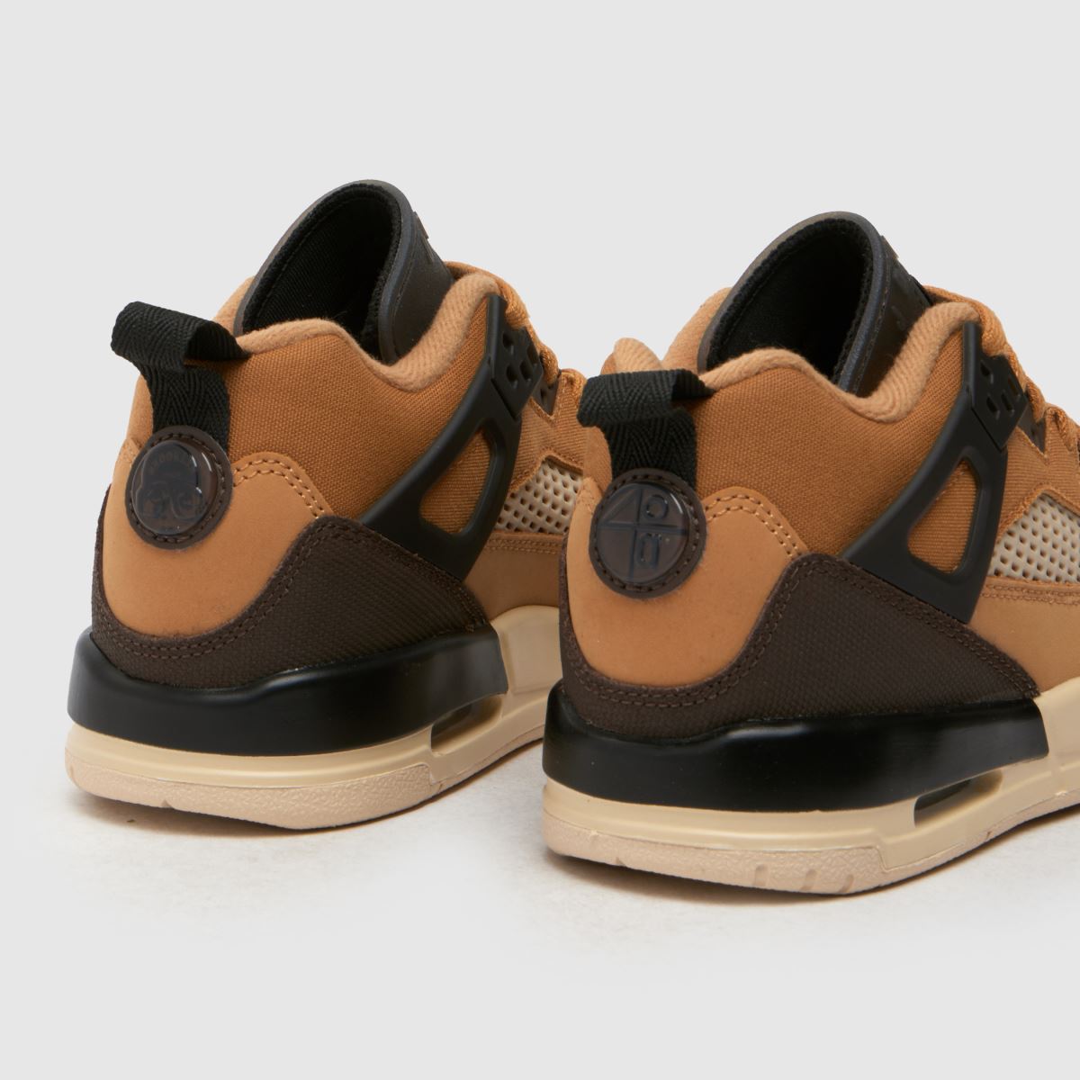 Spizike Low in Tan