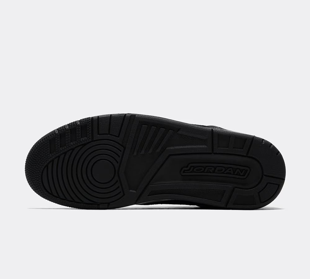 Spizike Low in Black