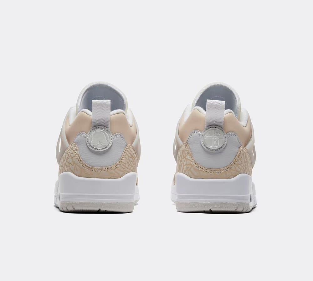 Spizike Low in Sandrift